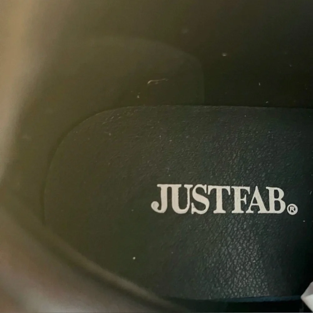 JustFab step out